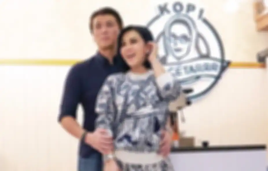 Dijuluki Kanebo Kering oleh Syahrini, Reino Barack Justru Jadi Bahan Guyonan Usai Tirukan Gaya Berbicara sang Istri dalam Bahasa Sunda