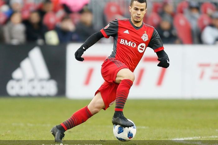 Striker asal Italia, Sebastian Giovinco, saat beraksi membela klub MLS, Toronto FC.