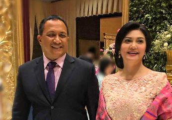 30 Tahun Tak Naik Kereta Api, Orang Tua Bella Saphira Tampak Senang Diboyong sang Putri Jalan-jalan, Istri Komut PT Antam Beberkan Sifat Asli sang Ayah