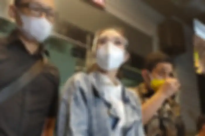 Gisella Anastasia pasca diperiksa di Gedung Ditreskrimsus Polda Metro Jaya, Jumat (8/1/2021).