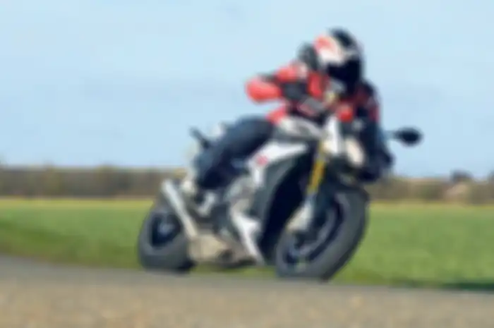 BMW S1000R