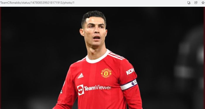 Momen Cristiano Ronaldo menjadi kapten Manchester United saat melawan Wolverhampton Wanderers pada laga pekan ke-21 Liga Inggris 2021-2022 di Stadion Old Trafford, Senin (3/1/2022).