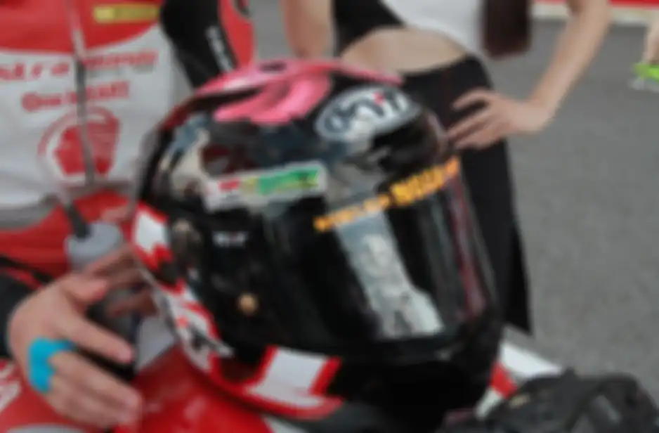 I'm Bonex, kalimat yang selalu ada di helm Gerry Salim