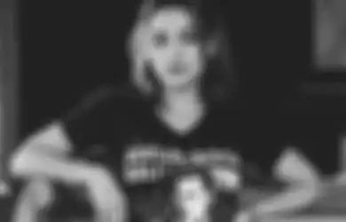 Akrab dengan Hal Mistis Meski Perawakannya Bule, Nora Alexandra Ternyata Sering Bicara dengan Pohon Nangka dan Makan Bunga Sejak Kecil, Istri Jerinx: Aku Sangat Suka yang Berbau Horor