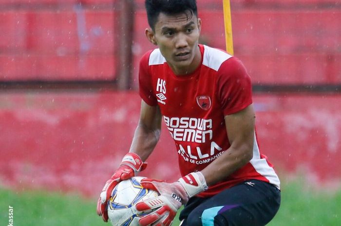 Penjaga gawang PSM Makassar, Hilman Syah menuai pujian warganet usai menepis empat tendangan penalti Persija Jakarta.