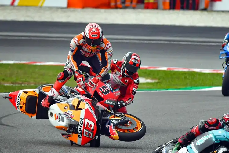 Bikers Wajib Tahu, Dua Kecelakaan Di MotoGP Yang Sering Terjadi