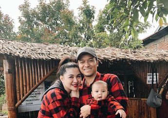Putranya Dirawat di Rumah Sakit, Vicky Shu: Maafkan Ibu ya Nak