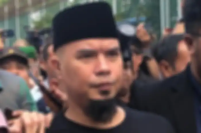 Ahmad Dhani resmi bebas dari Lapas Cipinang, Senin (30/12/2019).