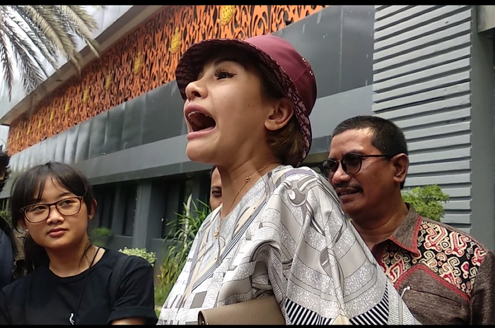 Nikita Mirzani saat Grid.ID jumpai di Polda Metro Jaya, Selasa (25/11/2019).