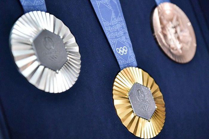 Klasemen medali Olimpiade Paris 2024, Malaysia berpotensi mendahului Indonesia dalam perebutan medali pertama.