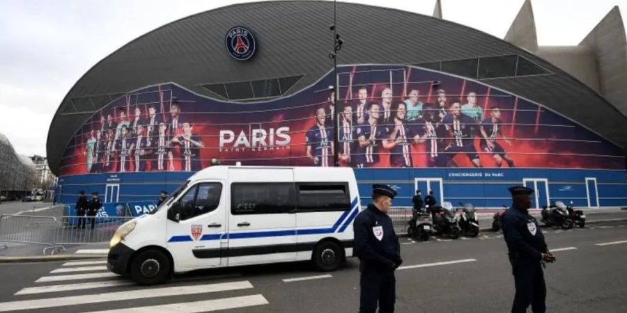 Timnas U-23 Indonesia Vs Guinea Kok Tertutup, PSG Vs Barcelona Jalan Terus meski Diancam