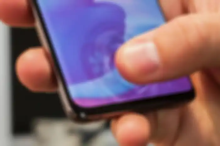 5 Hape Dengan Kualitas Fingerprint Dalam Layar Terbaik Saat Ini