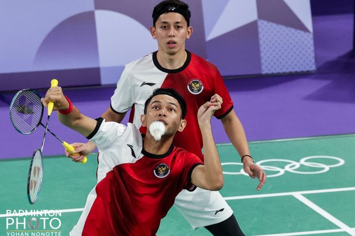 Fajar Alfian dan Muhammad Rian Ardianto menyerah kepada pasangan China Liang Wei Keng dan Wang Chang di perempat final ganda putra bulu tangkis Olimpiade Paris 2024, Kamis (1/8/2024) malam WIB.