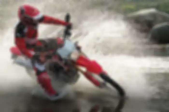 CRF150L