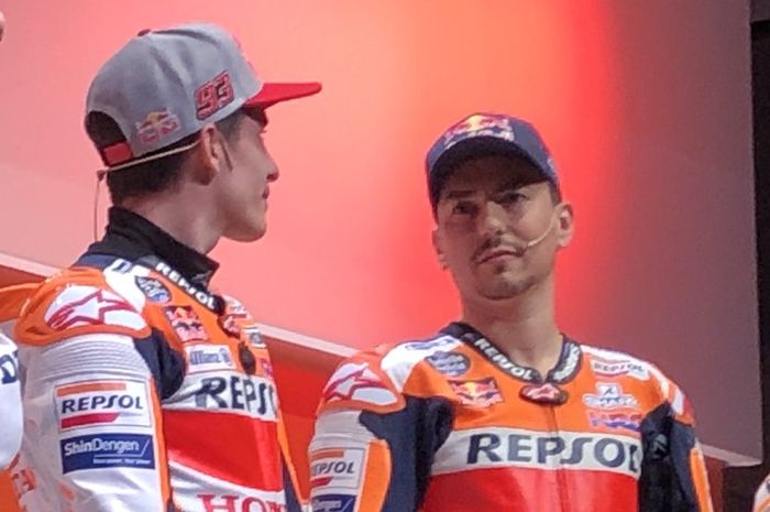 Jorge Lorenzo dan Marc Marquez menghadiri acara peluncuran tim Repsol Honda untuk MotoGP 2019.