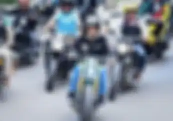 Tampil Kekinian Saat Riding, Ternyata Ini Arti 'Bubur Ayam Racer' di Jaket Jokowi