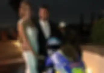 Helm Bikinan Indonesia Ikut Mejeng di Pernikahan Pembalap Dunia