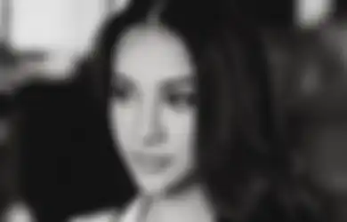 Memakan Korban Baru, Anya Geraldine Kembali Jadi Pelakor di FIlm Baru!