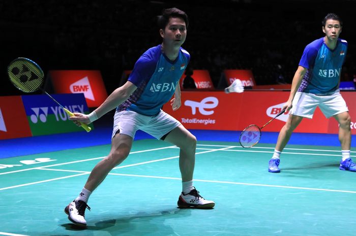 Pasangan ganda putra Indonesia, Marcus Fernaldi Gideon/Kevin Sanjaya Sukamuljo, pada babak kedua Kejuaraan Dunia 2022 di Tokyo Metropolitan Gymnasium, Rabu (24/8/2022).