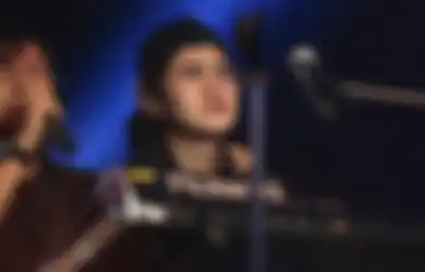 Ahmad Dhani Kenang Momen Al dan Dul Nangis Saat Nyanyikan Lagu 'Hadapi dengan Senyuman'