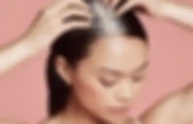 5 Tanda Kulit Kepala harus Segera Kita Scrub! Gatel dan Cepet Lepek