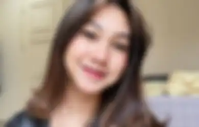 5 Gaya Hits Pacar Arbani Yasiz, Raissa Ramadhani Pakai Outfit Hitam!