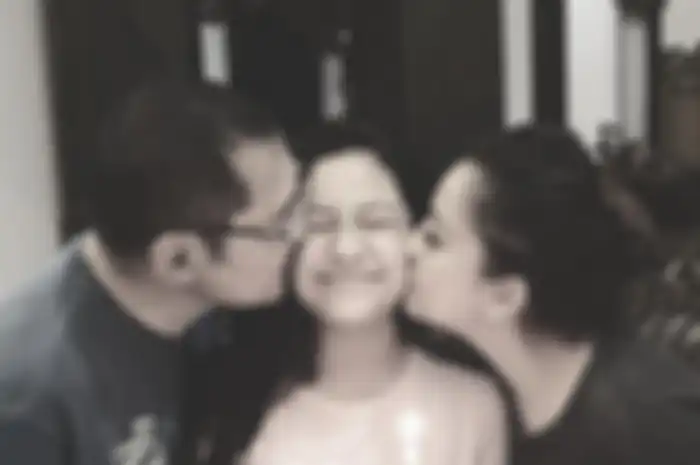 Anak Mayangsari, Khirani Trihatmodjo bersama Mama, Mayangsari dan Papa, Bambang Trihatmodjo
