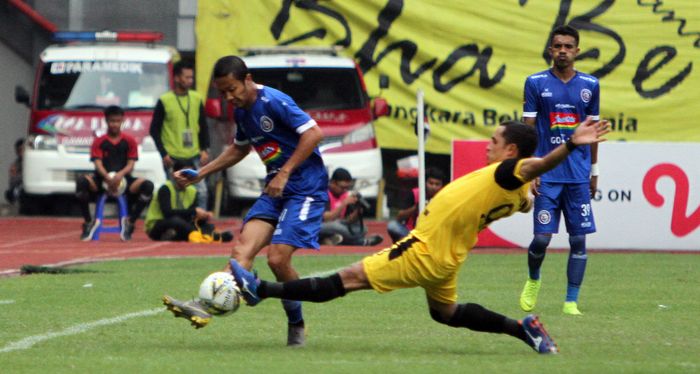 Pertandingan Bhayangkara FC vs Arema FC di Stadion Patriot Chandrabhaga, Kota Bekasi, Sabtu (30/3/2019).