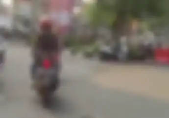 Viral Video Pemotor Masuk SPBU Lolos Penyekatan PPKM Darurat, Polisi Kasih Tahu Alasan Bisa Lewat