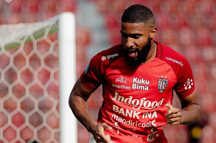 Selebrasi Gol Jefferson Assis dalam laga Bali United vs Arema FC di Stadion I Wayan Dipta, Bali, Senin (4/12/2023)