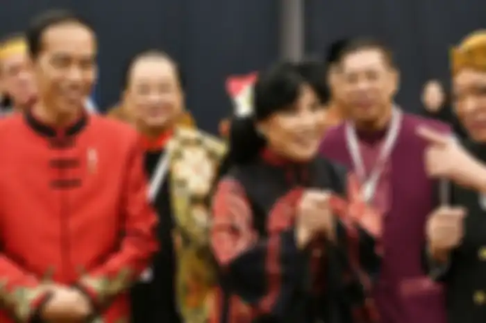 Presiden Jokowi dan Anne Avantie