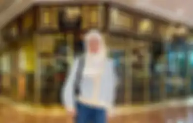 Selesai Buat Buku Hanya dalam Waktu 6 Bulan, Ayana Moon Akui Tak Tahan Ingin Segera Pergi Jauh Setelah Wabah Covid-19 Berakhir: Mau Umrah dan Haji!