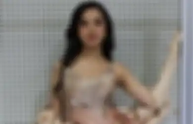 Stunning! Intip Penampilan Lyodra saat Jadi Muse di Panggung JFW 2024