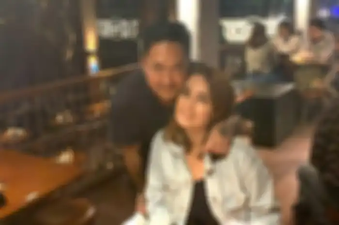 Feby Febiola dan Franky Sihombing