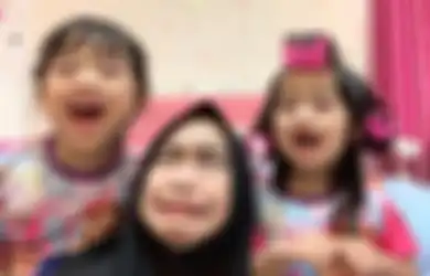 Pertanyaan Polos Keponakan Ria Ricis Menanyakan Keberadaan Kakeknya
