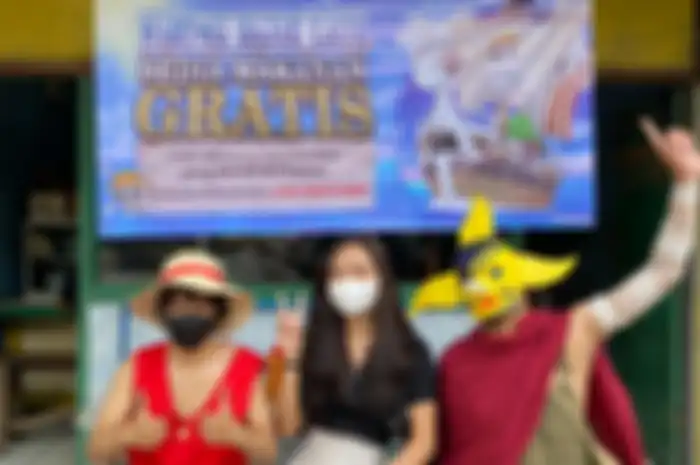 Fans One Piece bikin Warteg Bajak Laut untuk bagi-bagi makanan gratis.
