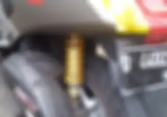 Masuk Masa Transisi New Normal, Jangan Cuman Body Motor Dibersihin Sokbreker Juga Butuh Loh, Begini Caranya...