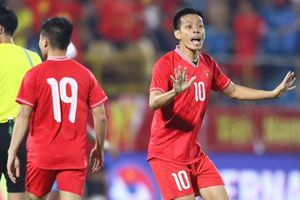 Tendang dan Pukul Wasit, Pemain Vietnam Ngamuk Brutal di Tarkam