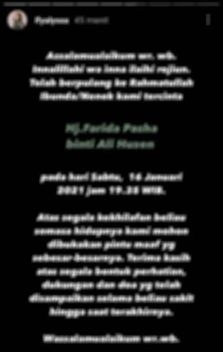 Berita duka atas kepergian Farida Pasha disampaikan oleh penyanyi Ify Alyssa yang juga merupakan cucu sang aktris senior.  