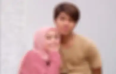 Lagaknya 'Sok' Perhatian di Depan Kamera, Sosok Ini Bongkar Rizky Billar Sembunyikan Wanita Lain dari Media, Lesty Kejora Bakal Ambyar?