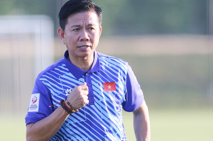 Pelatih Timnas U-23 Vietnam, Hoang Anh Tuan.