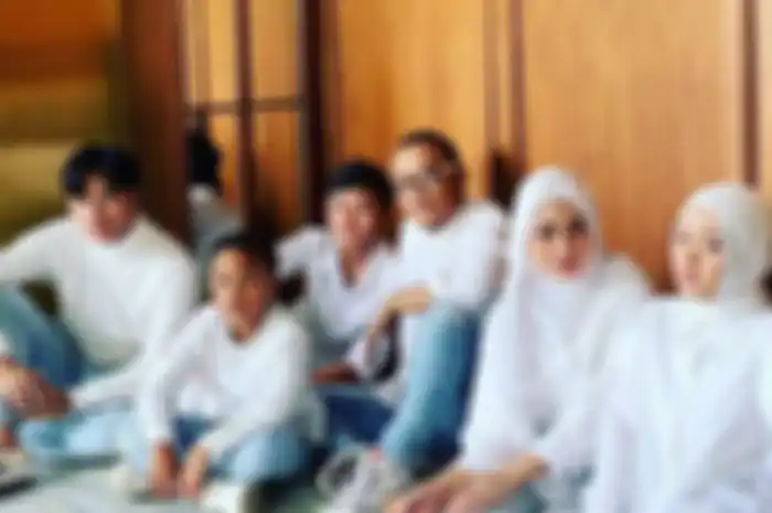 Foto Prewedding Sule dan Nathalie Holscher