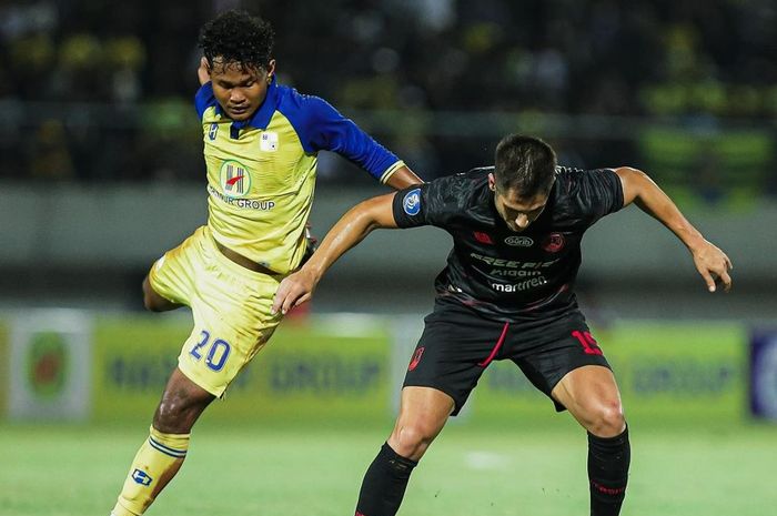 Suasana pertandingan pekan ke-11 Liga 1 2023/2024 antara Barito Putera melawan Persis Solo di Stadion Demang Lehman, Minggu (3/9/2023).