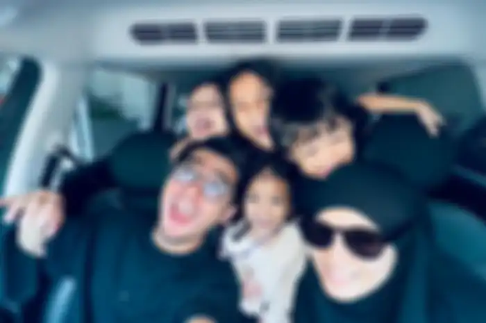 keluarga Ricky Harun