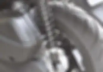 Gampang Banget, Begini Cara Mengecek Kondisi Sokbreker Belakang Motor