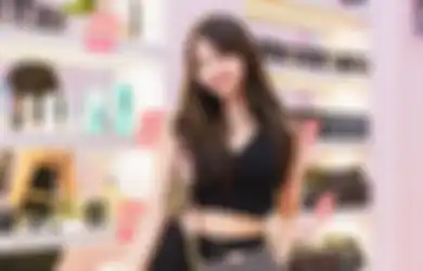  Inspirasi OOTD Croptop ala Meyden, Si Pro Player yang Lagi Hits!