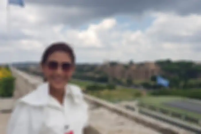 Rumah Menteri Susi Pudjiastuti di Pangandaran yang Bertema Kolonial, Tampak Asri dan Lengkap dengan Helipad di Pekarangannya!