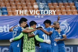 Hasil dan Klasemen Liga 1 - Persib Resmi Juara usai Persik Tahan Imbang Persebaya
