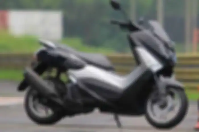 Yamaha NMAX 2015 saat dites tim MOTOR Plus 
