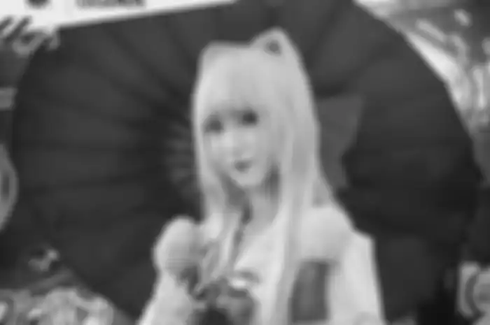 Sherlin Tsu sedang jadi cosplayer Kagura
